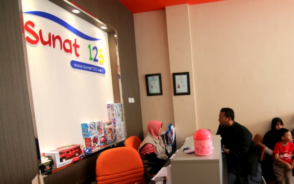 sunat123.com - Berapa Biaya Sunat Laser di Kawasan Jakarta?