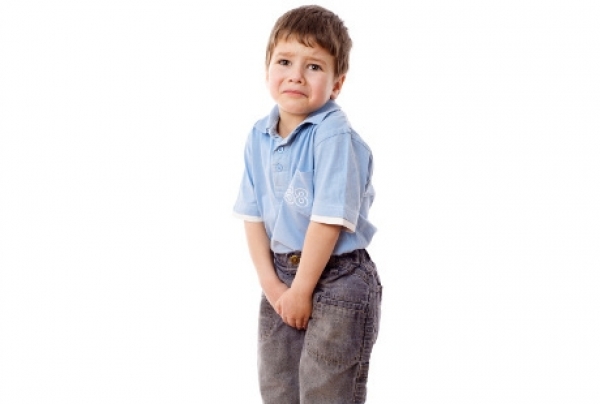 Sunat 123 - Jangan Khawatir, Cairan Putih di Kepala Penis Anak setelah Sunat Belum Tentu Infeksi!